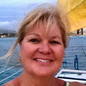 Meet your Posher, Debbie